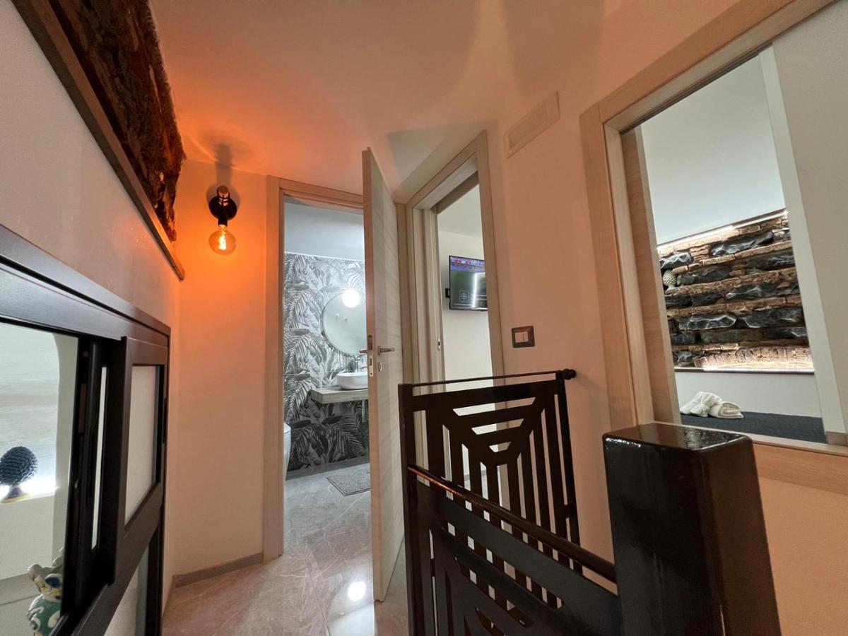 Nobilehouse Apartment Catania Bagian luar foto