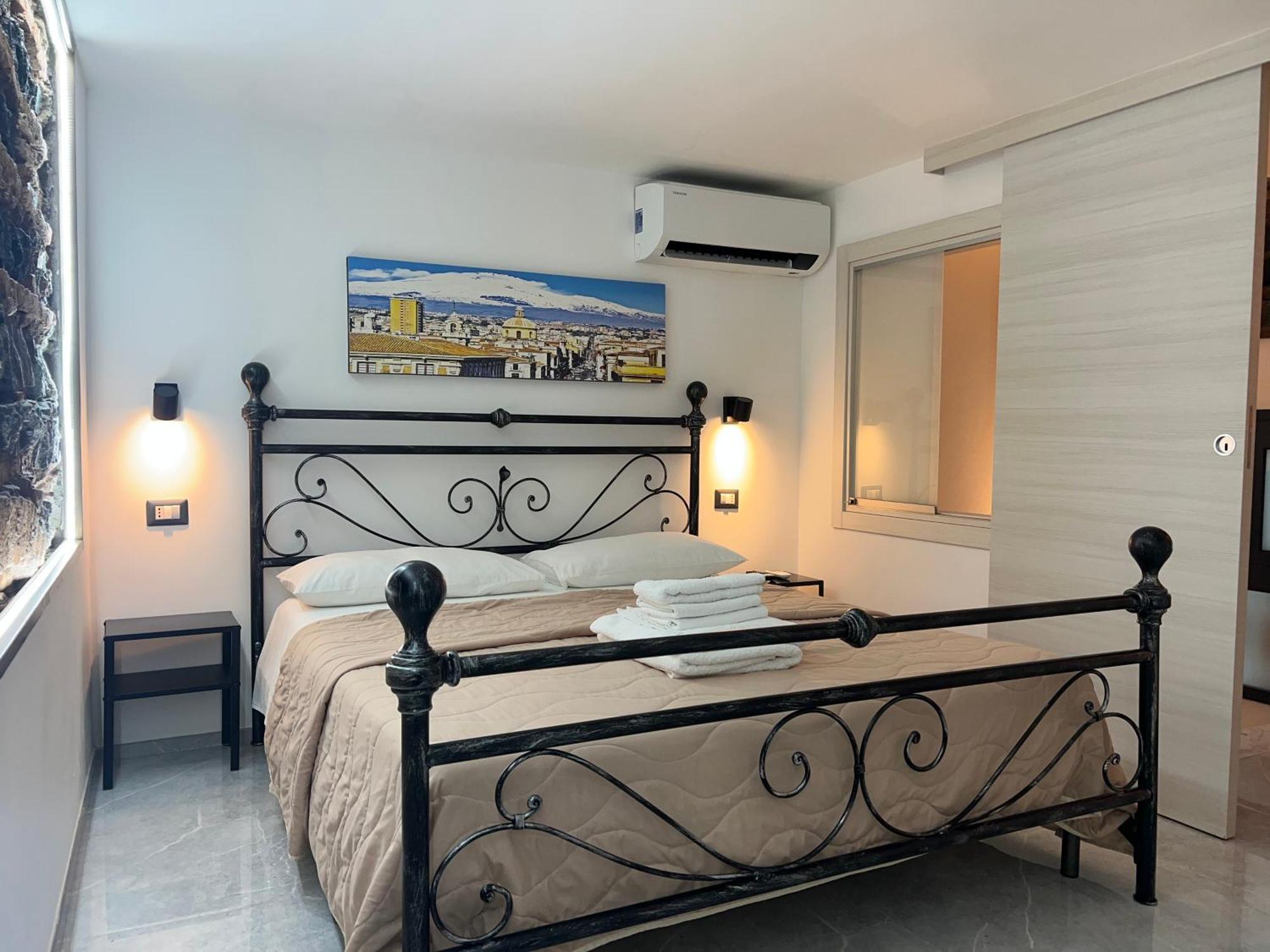 Nobilehouse Apartment Catania Bagian luar foto