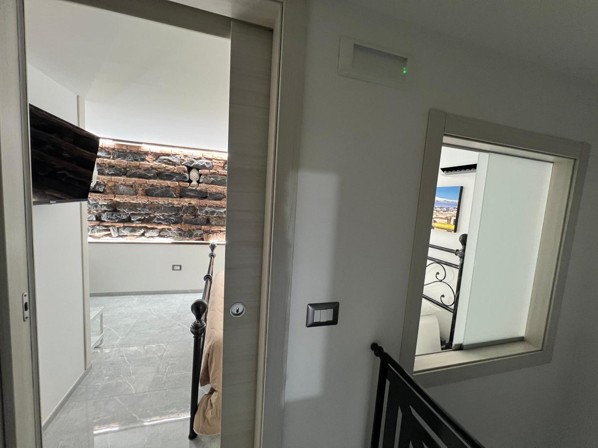 Nobilehouse Apartment Catania Bagian luar foto