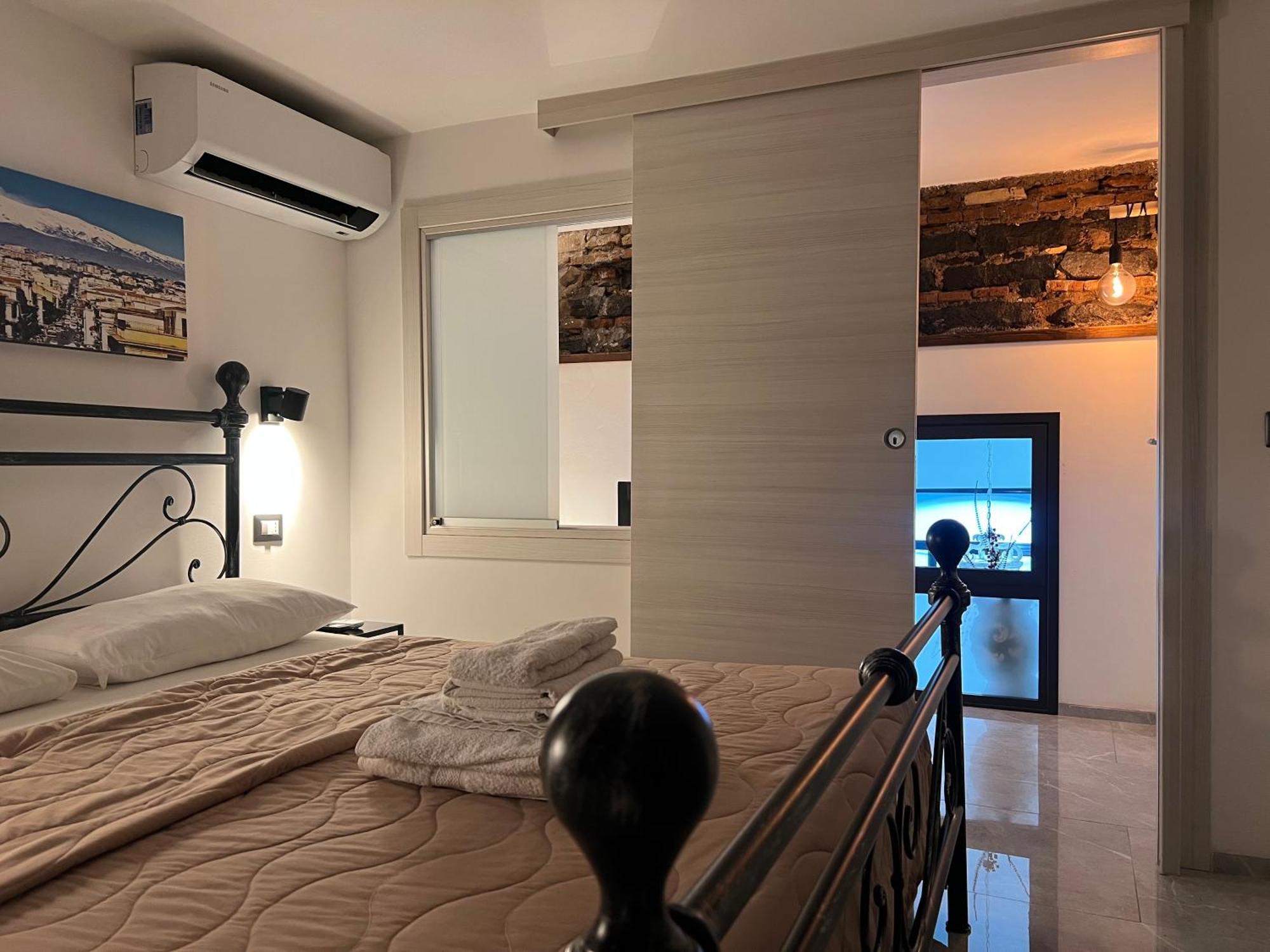 Nobilehouse Apartment Catania Bagian luar foto