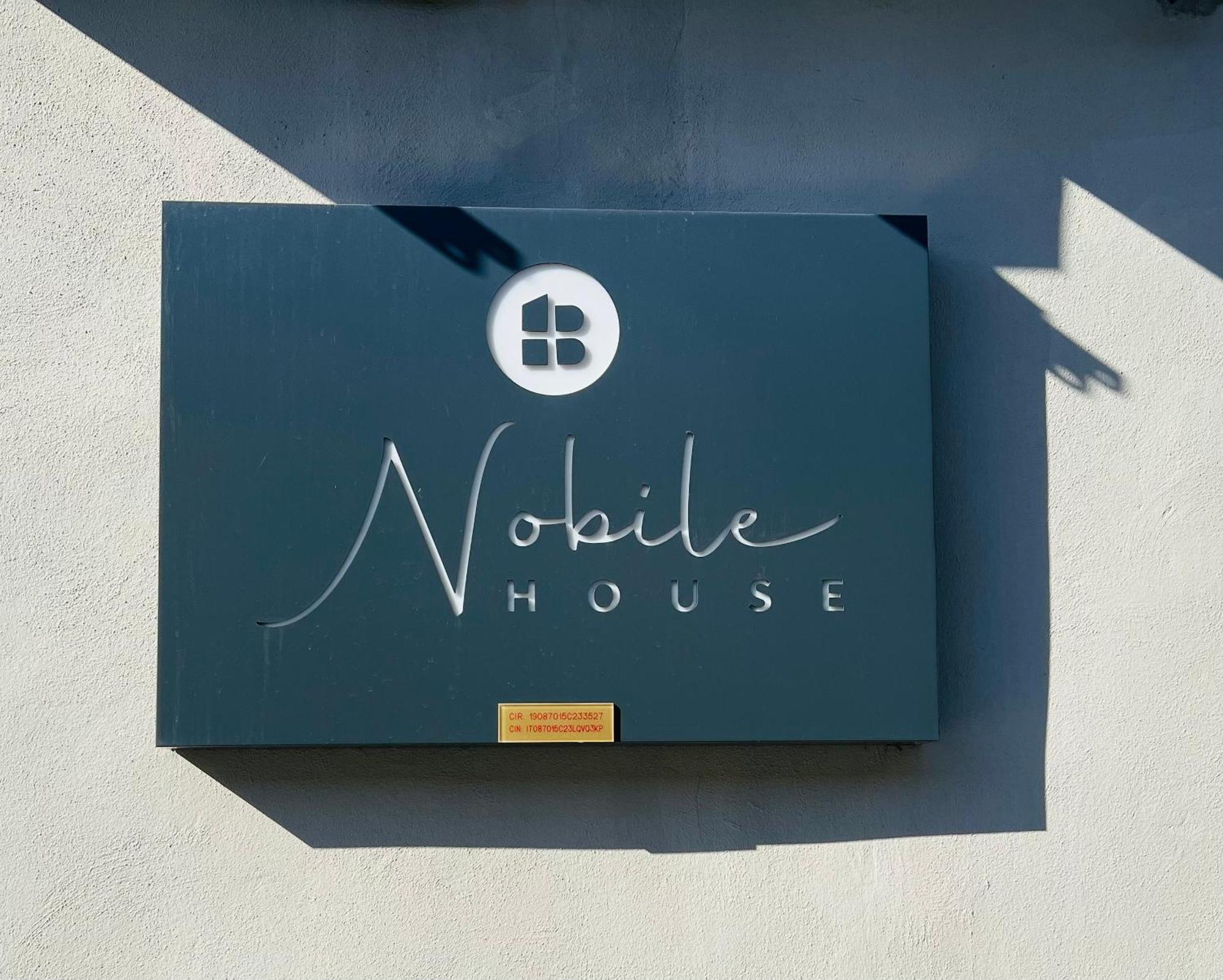 Nobilehouse Apartment Catania Bagian luar foto